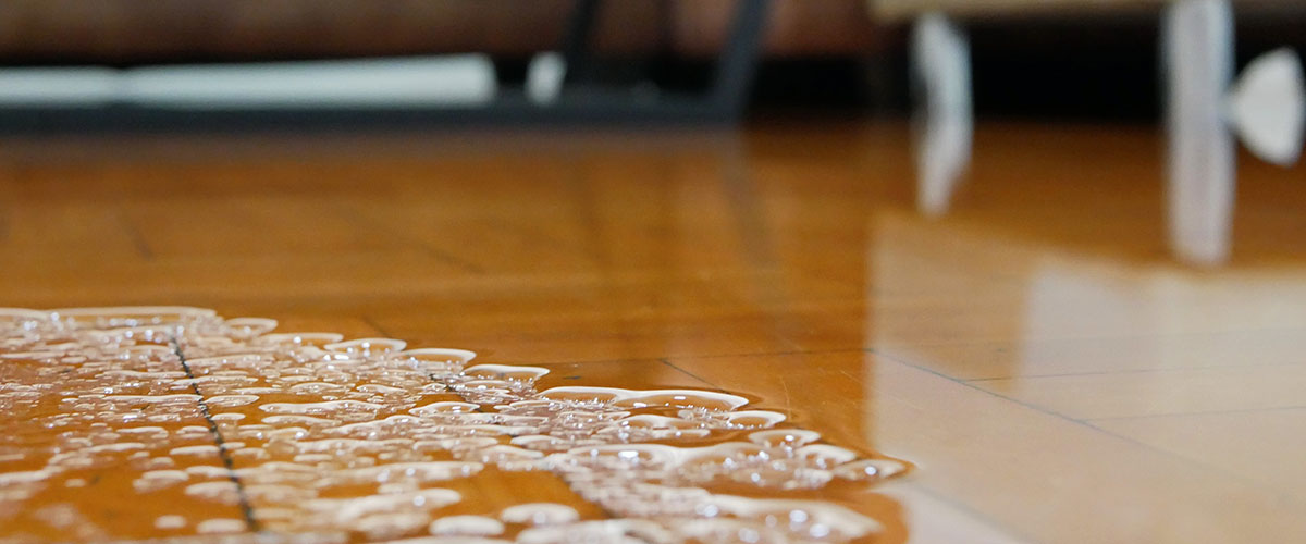 Wasser nach einem Rohrbruch